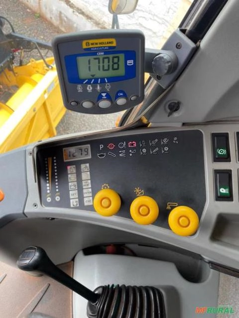 Imagem COLHEITADEIRA NEW HOLLAND TC 5070 ANO 2017 Imagem COLHEITADEIRA NEW HOLLAND TC 5070 ANO 2017