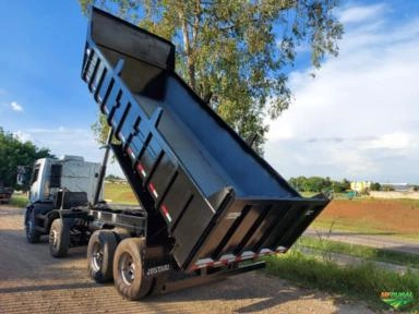 CAÇAMBA BASCULANTE TRUCK BI TRUCK Imagem CAÇAMBA BASCULANTE TRUCK BI TRUCK