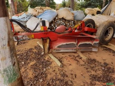 Imagem AFASTADOR DE RESÍDUOS BIZMAQ  AFR 2OOH FLORESTAL Imagem AFASTADOR DE RESÍDUOS BIZMAQ  AFR 2OOH FLORESTAL