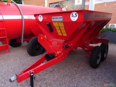 Distribuidor de Adubo e Calcário Ipacol DSE 5500 Imagem Distribuidor de Adubo e Calcário Ipacol DSE 5500