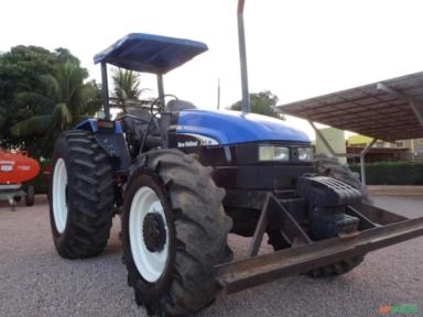 Trator New Holland TL 95 Imagem Trator New Holland TL 95