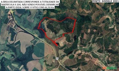 Parte ideal sobre Sítio c/ 44,50 hectares em Machado/MG