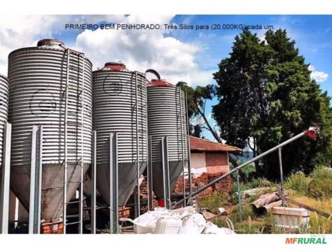 Silos em Pirassununga/SP Imagem Silos em Pirassununga/SP