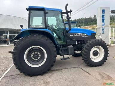 Trator New Holland TM 135 ano 2001