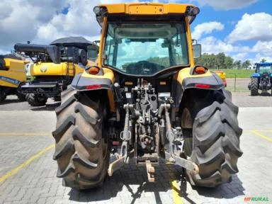 Trator Valtra A124 ano 2018