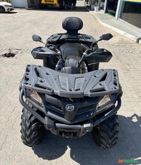 Quadriciclo ATV CFORCE 520L ano 2019.