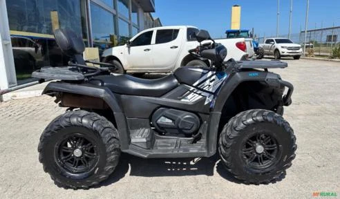 Quadriciclo ATV CFORCE 520L ano 2019.