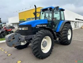 Trator New Holland TM135 ano 2001