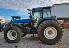 Trator New Holland TM 150 ano 2002