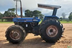 Trator New Holland 7630 ano 2001