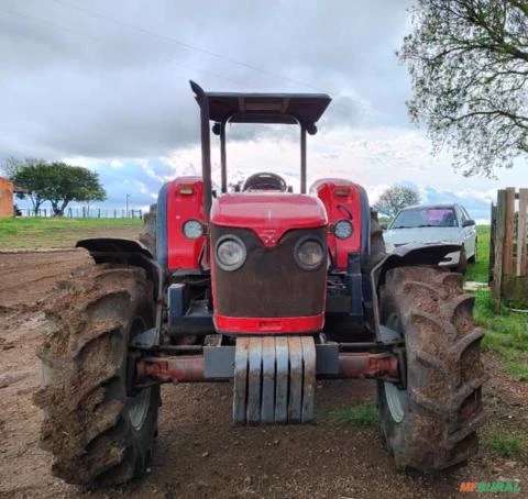 Trator Massey Ferguson 4297 ano 2012