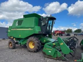 Colheitadeira John Deere Arrozeira 1450 ano 2004 com plataforma de 16 pés rígida