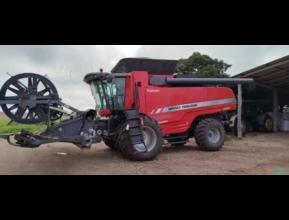 Colheitadeira Massey Ferguson Sojeira MF 9695 hydro ano 2018 com plataforma 30P flex Draper