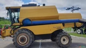 Colheitadeira New Holland Arrozeira TC5090 PL17 rígida