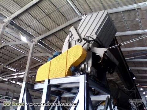 Triturador para sucata de baterias automotivas Imagem Triturador para sucata de baterias automotivas