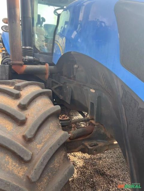 Imagem Trator T8.270 New Holland 2013 Imagem Trator T8.270 New Holland 2013