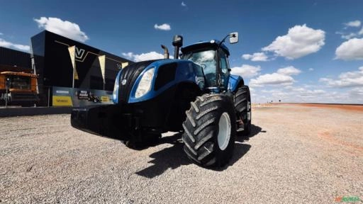 Imagem Trator New Holland T8.295 2012 Imagem Trator New Holland T8.295 2012