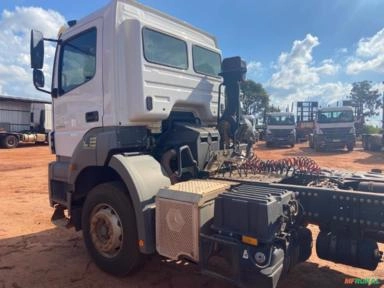 Imagem Caminhões Mercedes Benz (MB) AXOR 3344S 6X4 33,5T 439CV Imagem Caminhões Mercedes Benz (MB) AXOR 3344S 6X4 33,5T 439CV