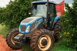Trator New Holland TL 5.80 4x4 ano 20