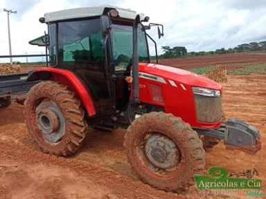 Trator Massey Ferguson 4707 4x4 (Reversor Mecânico - Excelente Estado)