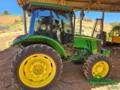 Trator John Deere 5078 E 4x4 (Reversor Eletro-Hidráulico - 2.230 Horas) Imagem Trator John Deere 5078 E 4x4 (Reversor Eletro-Hidráulico - 2.230 Horas)
