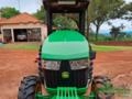 Trator John Deere 5060 EN 4x4 (Compacto - Redutor Creeper) Imagem Trator John Deere 5060 EN 4x4 (Compacto - Redutor Creeper)