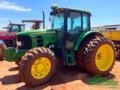 Trator John Deere 6100 J 4x4 (Piloto Automático + Rodado Dual) Imagem Trator John Deere 6100 J 4x4 (Piloto Automático + Rodado Dual)