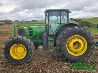 Trator John Deere 6210 J 4x4 (Top de Linha - 1.700 Horas) Imagem Trator John Deere 6210 J 4x4 (Top de Linha - 1.700 Horas)