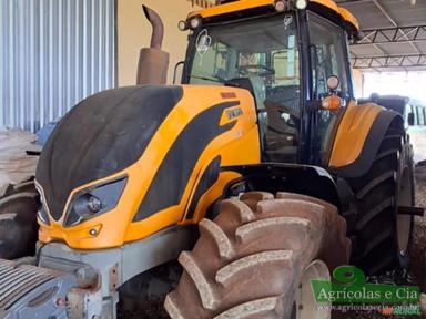 Trator Valtra T 195 CVT 4x4 (Único Dono - Ótimo Estado) Imagem Trator Valtra T 195 CVT 4x4 (Único Dono - Ótimo Estado)