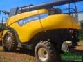 Colheitadeira New Holland CR 6.80 (Plataforma 35 Pés - Piloto Automático) Imagem Colheitadeira New Holland CR 6.80 (Plataforma 35 Pés - Piloto Automático)