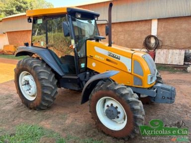 Trator Valtra BM 100 4x4 (Cabine Original - Único Dono) Imagem Trator Valtra BM 100 4x4 (Cabine Original - Único Dono)