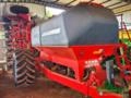 Plantadeira Horsch Maestro Kompass 14.45 (14 Linhas - Excelente Estado) Imagem Plantadeira Horsch Maestro Kompass 14.45 (14 Linhas - Excelente Estado)