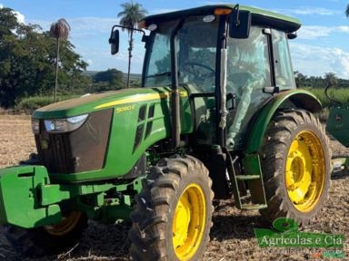Trator John Deere 5090 E 4x4 (Reversor Powr Reverse - Top de Linha) Imagem Trator John Deere 5090 E 4x4 (Reversor Powr Reverse - Top de Linha)