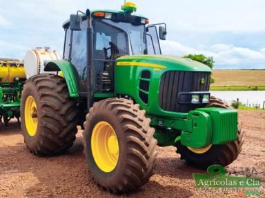 Trator John Deere 6180 J 4x4 (Piloto Automático - Apenas 2.754 Horas) Imagem Trator John Deere 6180 J 4x4 (Piloto Automático - Apenas 2.754 Horas)