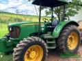 Trator John Deere 5075 E 4x4 (Único Dono - Trabalhando) Imagem Trator John Deere 5075 E 4x4 (Único Dono - Trabalhando)