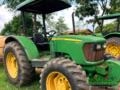 Trator John Deere 5075 E 4x4 (Único Dono - Trabalhando) Imagem Trator John Deere 5075 E 4x4 (Único Dono - Trabalhando)