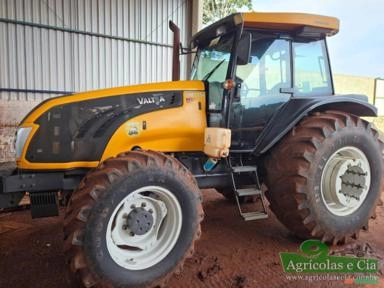 Trator Valtra BM 125 i 4x4 (Único Dono - Excelente Estado) Imagem Trator Valtra BM 125 i 4x4 (Único Dono - Excelente Estado)