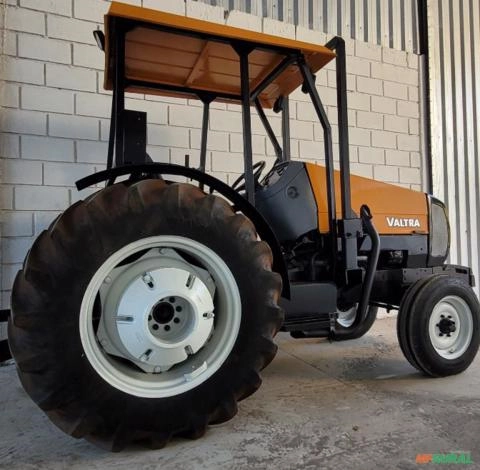 Trator Valtra/Valmet BF 75 4x2 ano 05 Imagem Trator Valtra/Valmet BF 75 4x2 ano 05