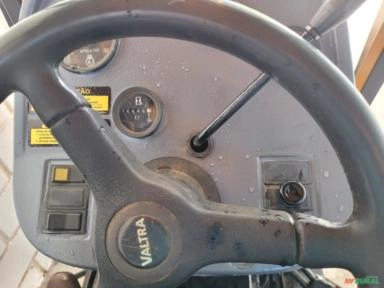 Imagem Trator Valtra/Valmet BF 75 4x2 ano 05 Imagem Trator Valtra/Valmet BF 75 4x2 ano 05