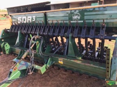 Semeadeira / Plantadeira SDA 3 - Marca TATU Imagem Semeadeira / Plantadeira SDA 3 - Marca TATU