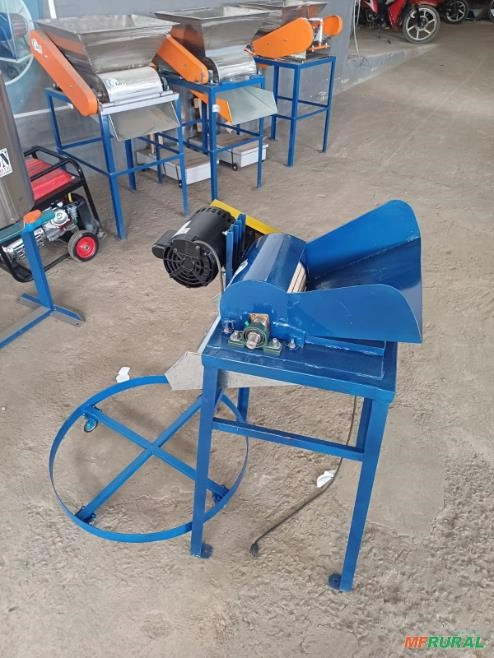 Ralador de Mandioca Elétrico Imagem Ralador de Mandioca Elétrico