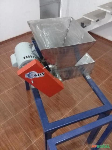 Ralador Semi Mecanizado Inoxidável Imagem Ralador Semi Mecanizado Inoxidável