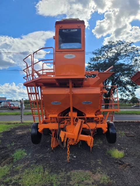 Imagem Plantadora de Cana Picada DMB Imagem Plantadora de Cana Picada DMB