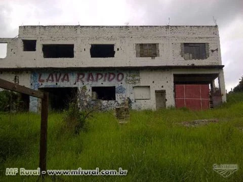 Terreno para fins comerciais