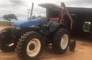 Trator New Holland TS 110 4x4 ano 07