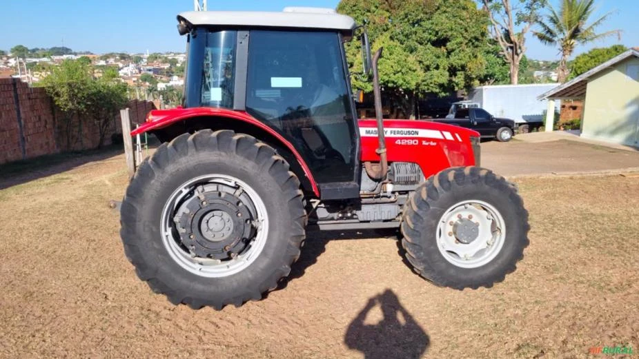 Trator Massey Ferguson 4290  Turbo