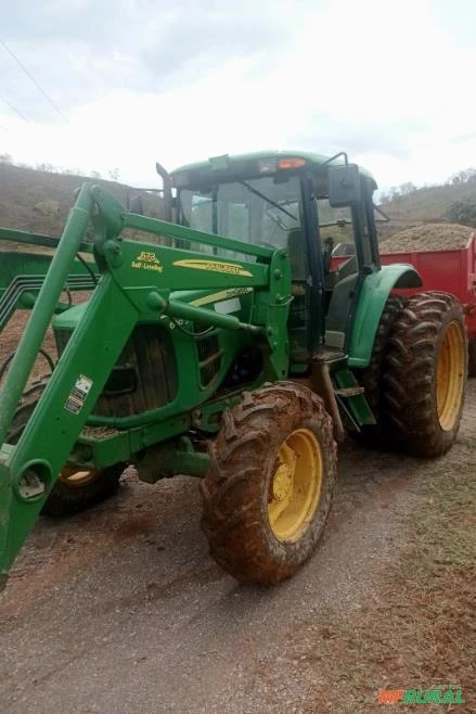 Trator John Deere 6110 J