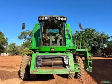 Colheitadeira John Deere 9570 STS