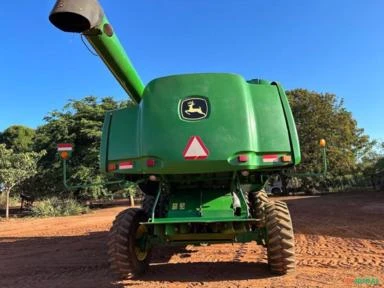 Colheitadeira John Deere 9570 STS