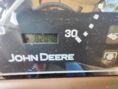 Trator John Deere 6180J